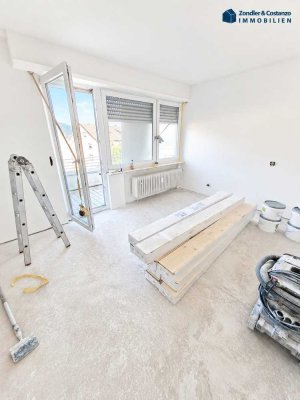 ~ ERSTBEZUG N. SANIERUNG: Schöne, tolle 2-Zi.-Wohnung mit Balkon * neue EBK * zentral in S-Wangen ~