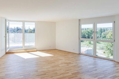 Attraktive 4-Zimmer-Dachgeschosswohnung mit Süd/West-Terrasse - Schöner Weitblick - Klimaanlage