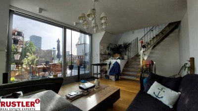 LUXUS PUR - TRAUMHAFTE DACHTERRASSENWOHNUNG AUF 3 ETAGEN - KLIMATISIERT!
