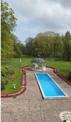 Luxus Penthousewohnung 250m² mit Dachterrasse im Jagdschloss Zeititz 4,5R, 2 Bäder