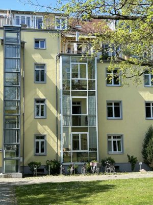 Geschmackvolle 2-Raum-Wohnung mit Balkon und EBK in Potsdam