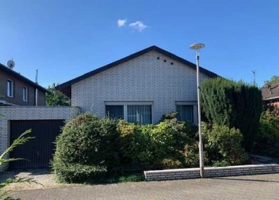 kleiner Bungalow am Waldrand Ihr neues Zuhause?