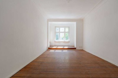 Klein aber mein: Altbauwhg. mit Südbalkon, Erkerzimmer