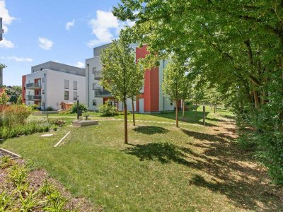Einziehen und Wohlfühlen: 2-Zimmer-Wohnung mit EBK und Balkon im 1.OG