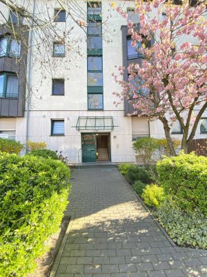 Schöne, gutgeschnittene und helle 2-Raum-EG-Wohnung mit Terrasse in Wesseling, nähe Entenfang