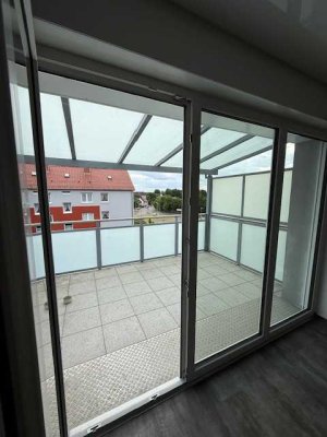Vollständig renovierte 3-Raum-Wohnung mit Balkon in Pirmasens