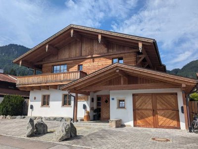 "Holz100" Landhaus - sehr hochwertig, großzügig, top gepflegt, hervorragende Lage