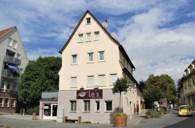 MFH: Charmantes Einzelstück mitten in Weil der Stadt sucht einen neuen Besitzer