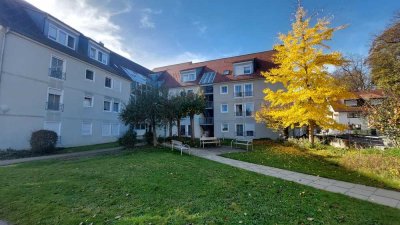 Erstbezug nach Sanierung mit Einbauküche: Exklusive 2-Raum-Wohnung mit geh. Innenausstattung