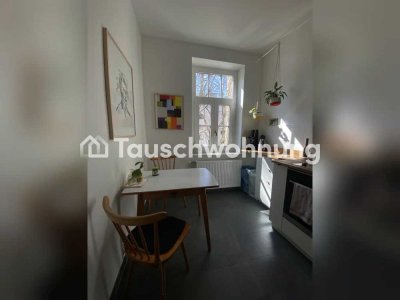 Tauschwohnung: Altbauwohnung, gut angebunden und ruhig zugleich
