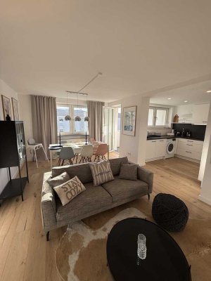 Luxuriöses Wohnen an den Isarauen – Kernsanierte 4-Zimmer-Designwohnung