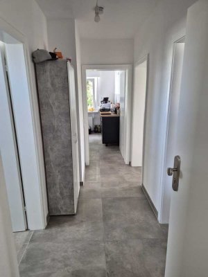 Renovierte 3-Zimmer WG im Zentrum