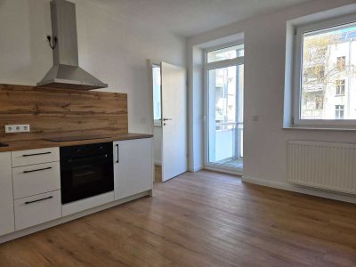 Provisionsfrei! 6,7 % Rendite möglich | leerstehend | Erstbezug nach Sanierung | EBK | Balkon