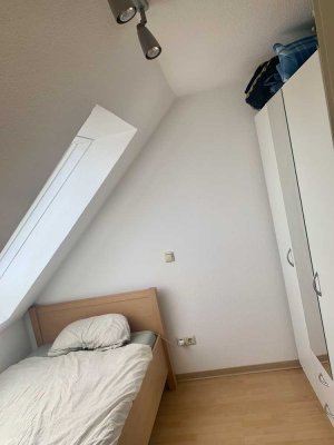 Dachgeschosswohnung zu vermieten
