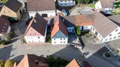 Voll vermietetes Zweifamilienhaus mit stabilen Mieteinnahmen in Gundelsheim