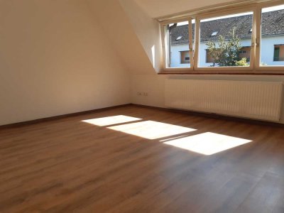 4 Zi-Obergeschosswohnung mit eigenem Gartenanteil