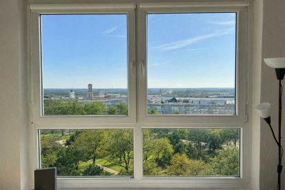 3-Zimmer-Wohnung (55,7 m²) im Y-Haus (Kulturdenkmal) – 12. OG, Panorama- & Stadtparkblick