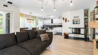 Neuwertige 4-Zimmer-Gartenwohnung mit Townhouse-Feeling, Kamin und verschließbarem TG-Stellplatz