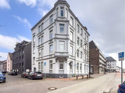 Altbauperle  mit Balkon und Blick auf den Neumarkt