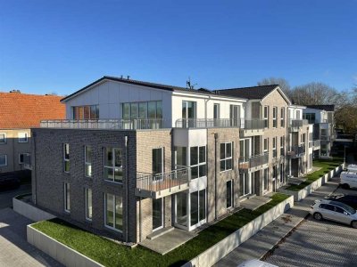 Moderne 3-Zimmerwohnung mit Dachterrasse + Balkon + Stellplatz in Eckernförde!