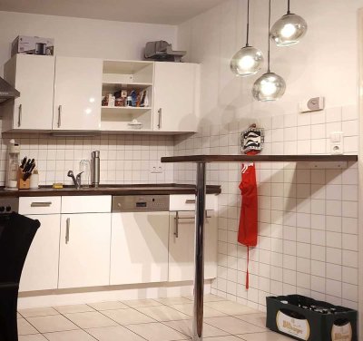 Modernisierte 2-Raum-Erdgeschosswohnung mit Einbauküche in Aachen Innenstadt