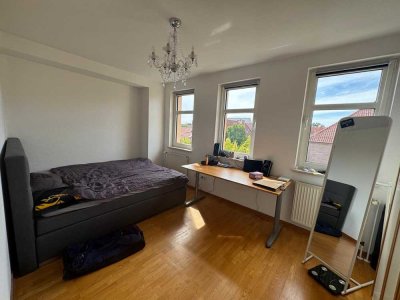 Ruhige Maisonettewohnung mit Dachterrasse und Gäste-WC in der Altstadt Göttingens