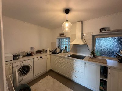 Top in Schuß! Gut geschnittene 2-Zimmer-Wohnung mit schicker EBK! Havelpark ums Eck!