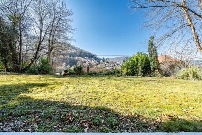 Panoramablick inklusive - Helle Erdgeschosswohnung mit eigenem Garten und niedrigen Energiekosten