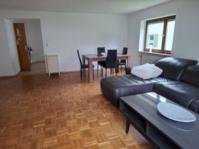 Möblierte 2,5-Zimmer Wohnung mit Garage und Garten in Apfeltrach