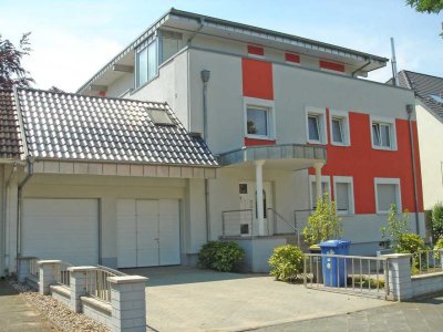 Exklusive 3-Zimmer-Penthouse-Wohnung mit hochwertiger Ausstattung