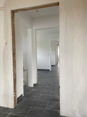 Geschmackvolle 4-Raum-Wohnung mit Balkon in Nürtingen (Braike)