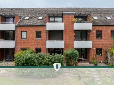 Vermietete Dachgeschosswohnung mit Terrasse und PKW-Stellplatz in Lübeck