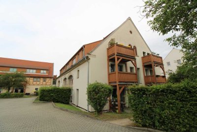 Möblierte 2-Zimmer-Wohnung mit Gartenanteil in ehemaligem Gutshof