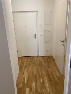 2-Zimmer-Wohnung inkl hochwertiger Markenküche, Außenfläche und Kellerabteil / K2-15
