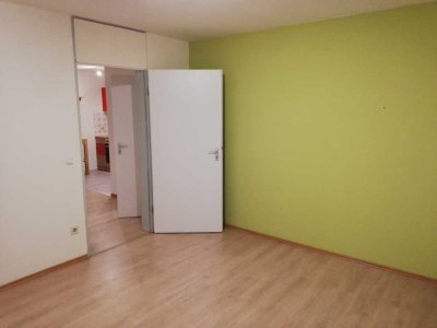 Helle, gepflegte 2-Raum-Wohnung in Konstanz