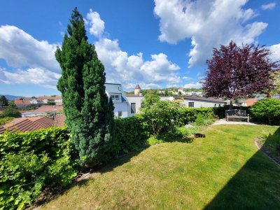 WUNDERSCHÖNE GARTENWOHNUNG MIT GÖTTWEIGBLICK