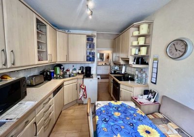 Nähe City ! Solides Mehrfamilienhaus ! Voll vermietet