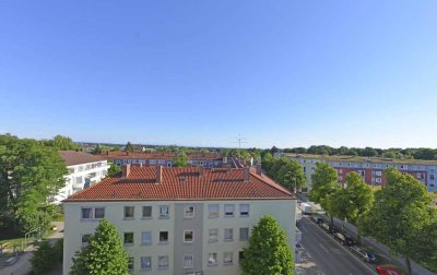 Urgemütlich: Große 2-3 Zimmer-Altbauwohnung mit herrlichem Weitblick in Pasing am Stadtpark