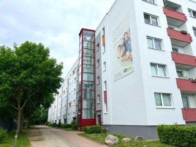 Geräumige 2 Zimmer Erdgeschosswohnung mit Garten!