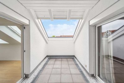 2 Zi.-Wohnung mit Loggia und Einbauküche (unmöbliert)