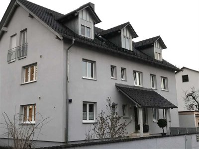 Schöne 3-Zimmer Dachgeschosswohnung mit Balkon in Ingolstadt Haunwöhr