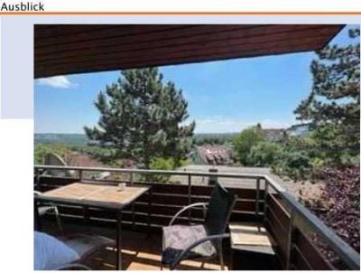 Modernes 3-stöckiges Einfamilienhaus in Stuttgart-Dachswald mit Panoramablick