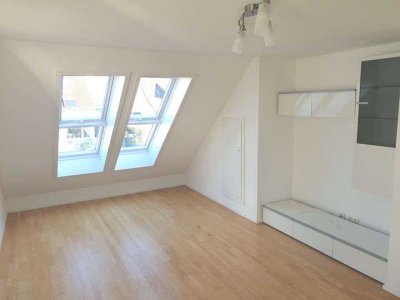 Schöne 3-Zimmer- Maisonettewohnung in ruhiger Wohnlage von S-Heumaden