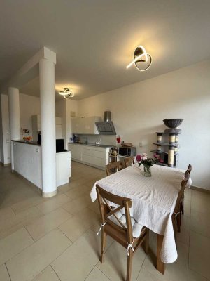 Großzügige 4 Zimmerwohnung im Zentrum von Traunstein