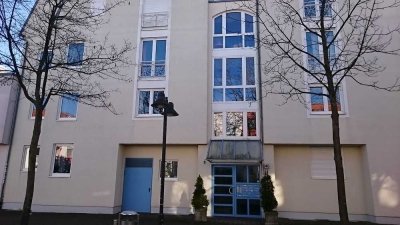 Ulm Stadtmitte - schöne helle 2 Zimmer Wohnung im Stellplatz