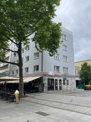 Offen gestaltete Innenstadtwohnung mit Blick auf den Europabrunnen!