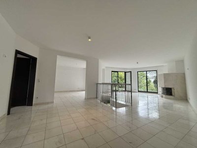 Hochwertige 4-Zimmer-Wohnung mit Balkon, Garten und Tiefgaragenstellplatz in Wiesbaden