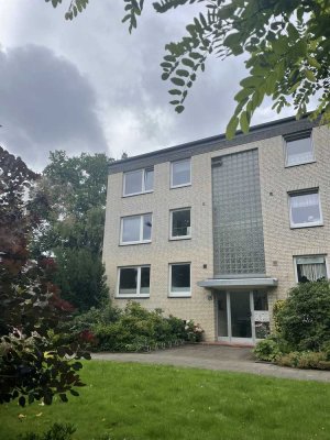 Exklusive, gepflegte 2,5-Zimmer-Wohnung mit Balkon in Hamburg Langenhorn