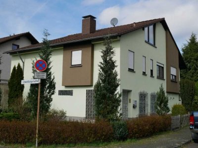 Einfamilienhaus 5 Zimmer, Einliegerwohnung, Garage, Garten