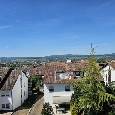 Aparte 3 Zimmer Wohnung in ruhiger Budenheimer Lage mit Einbauküche